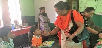 ||4 May 2017||Books for new session were distributed by Mrs. Bansal to the children in SOUL Gokul Vidyapeeth.